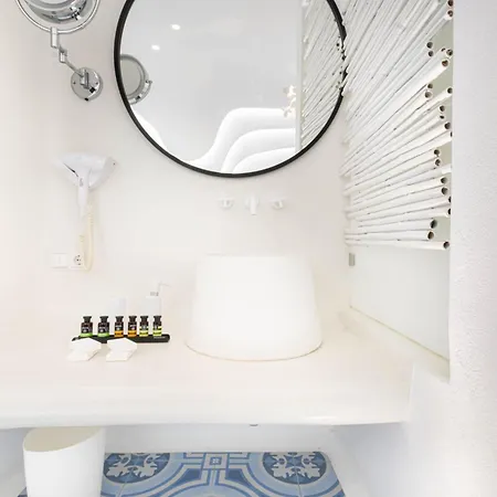 Kyma & Helios Deluxe Suites With Hot Tub At Amazeu Suites Naxos Naxos City Exterior photo