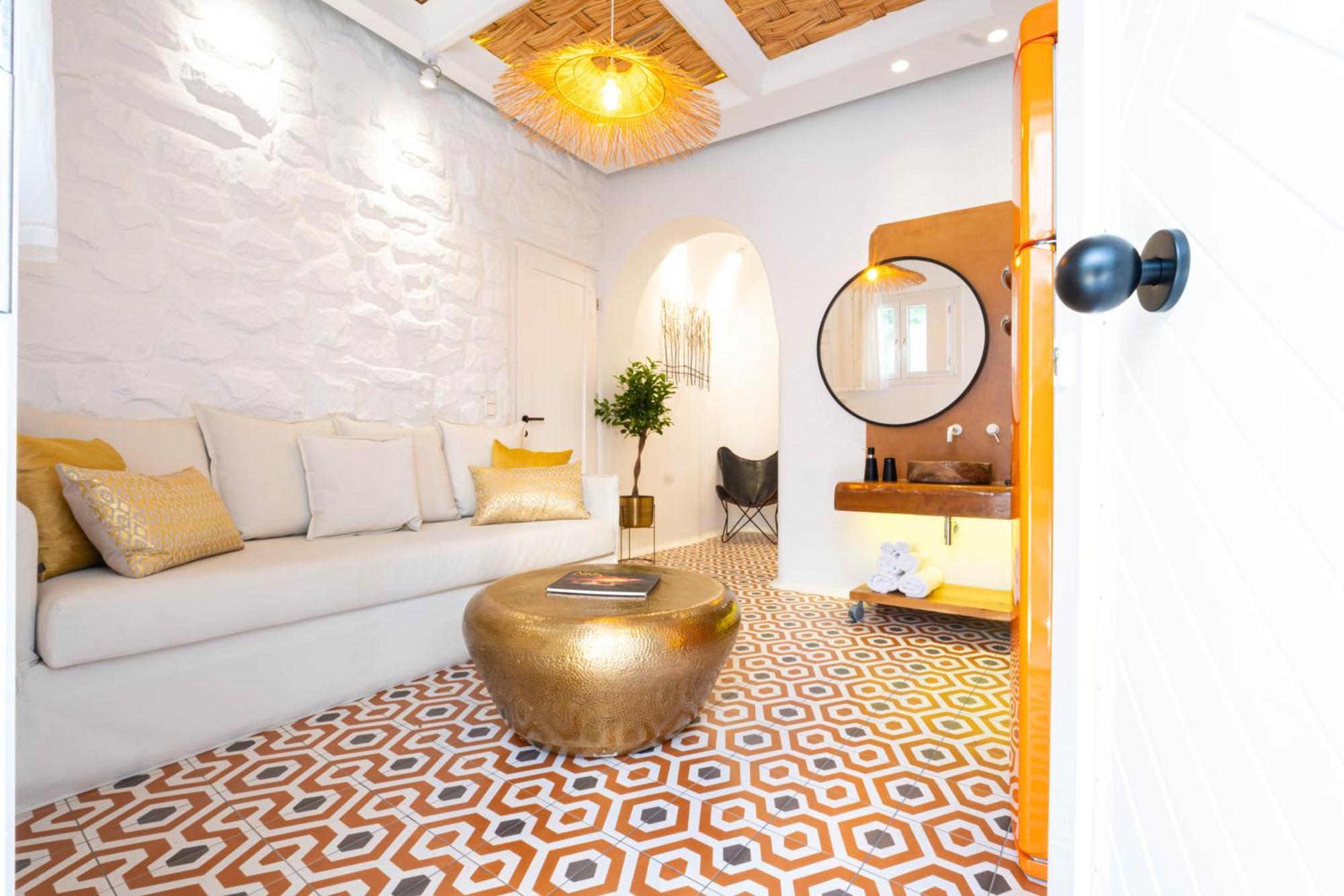 Apartment Kyma & Helios Deluxe With Hot Tub At Amazeu Naxos
