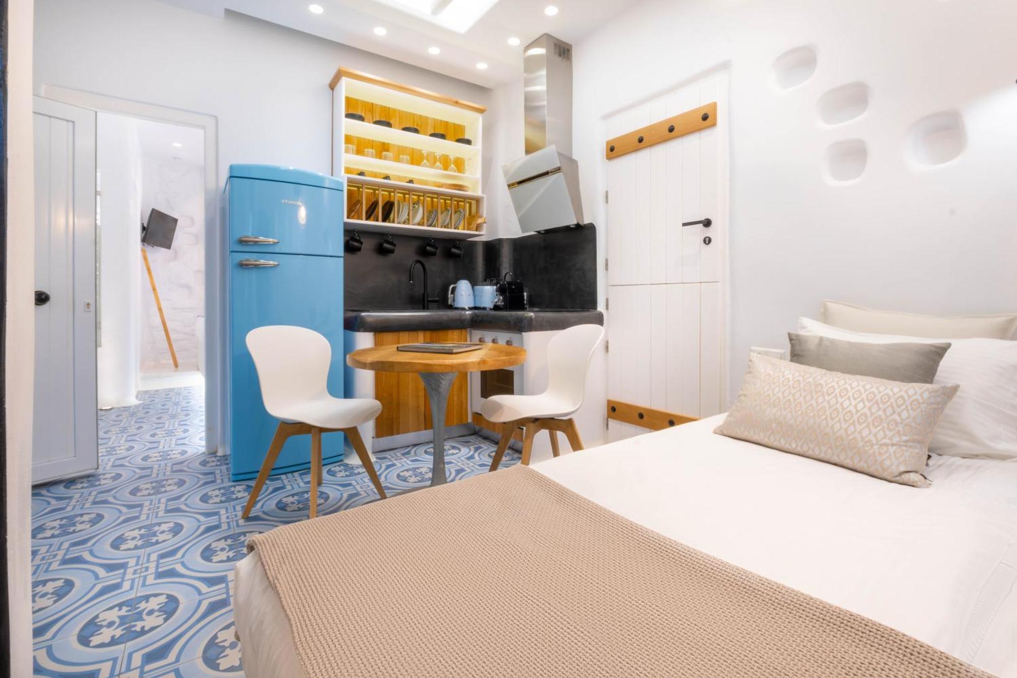 Apartment Kyma & Helios Deluxe With Hot Tub At Amazeu Naxos *