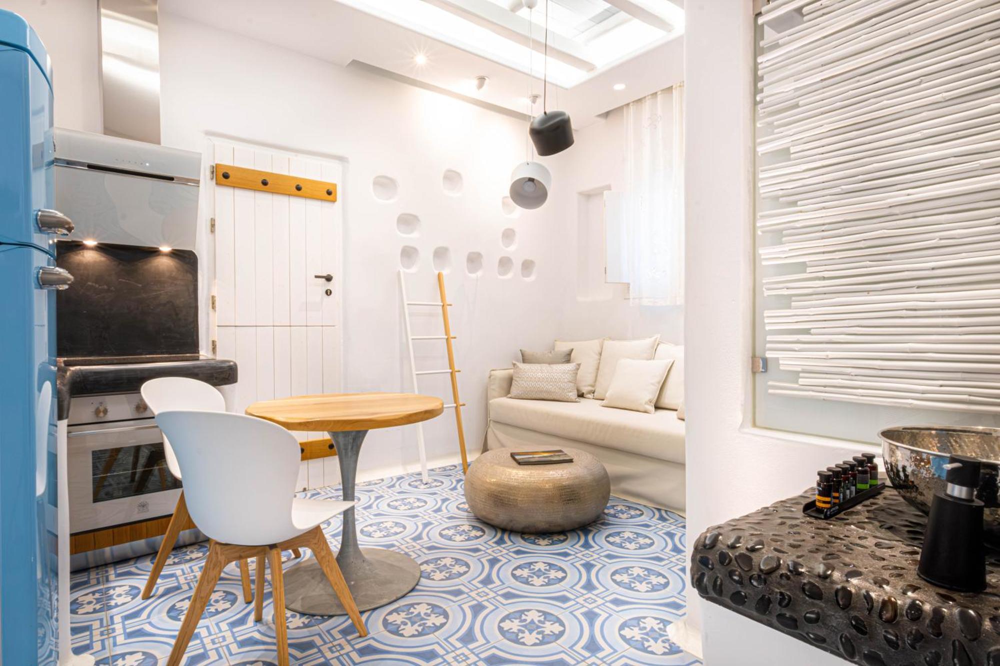 Apartment Kyma & Helios Deluxe With Hot Tub At Amazeu Naxos